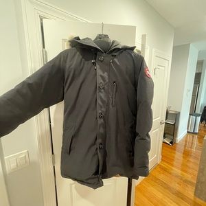 Dark Navy Marine Canada Goose Men’s Jacket with Authentic Fur Hood